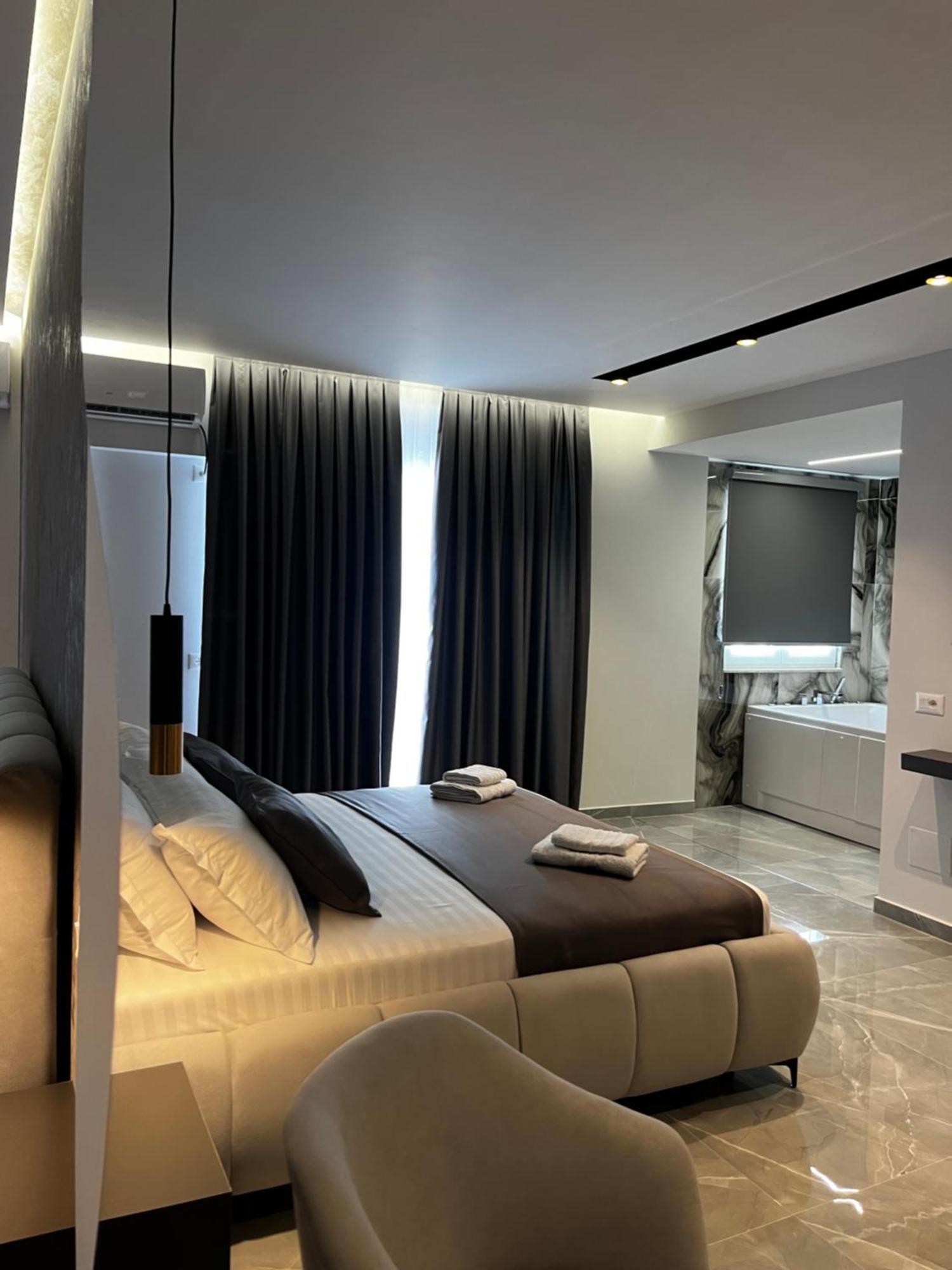 Leodori 3 Suites Shëngjin Buitenkant foto
